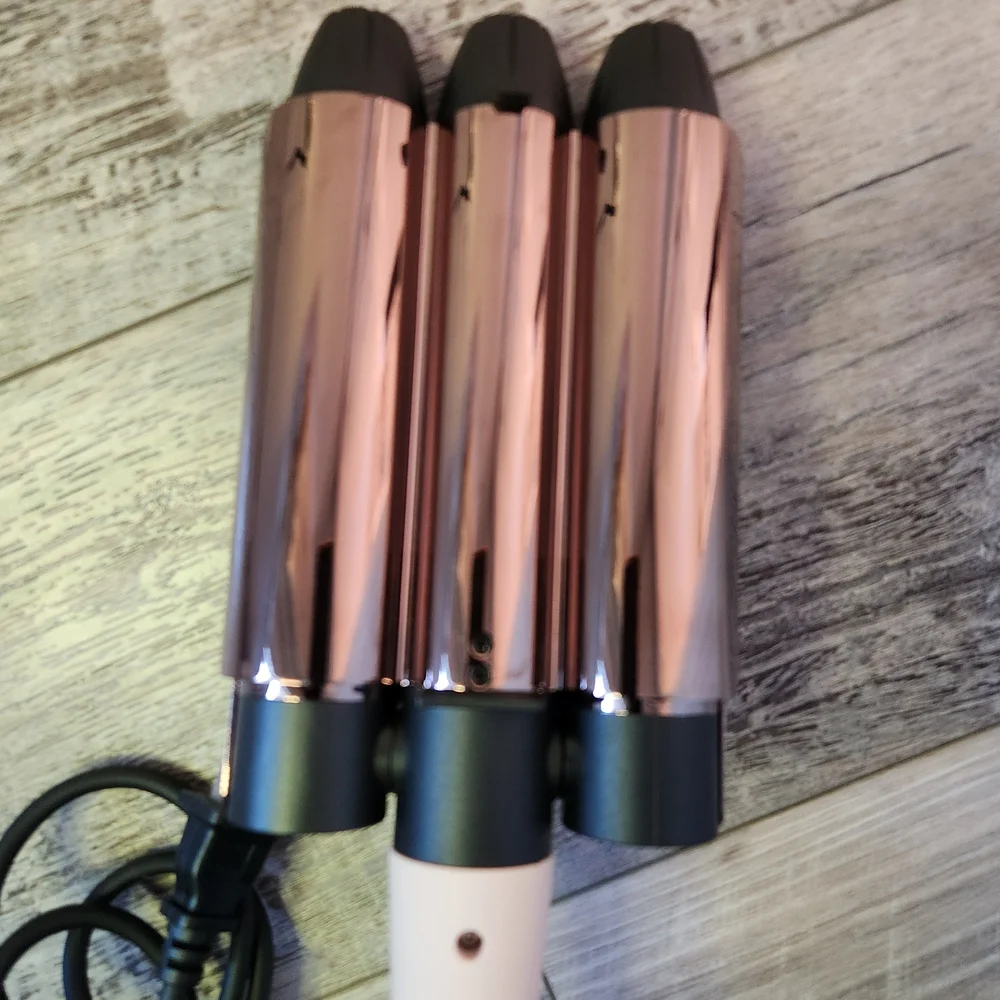 Lange Triple Barrel Pink and Black Hair Styler - Picture 6 of 8